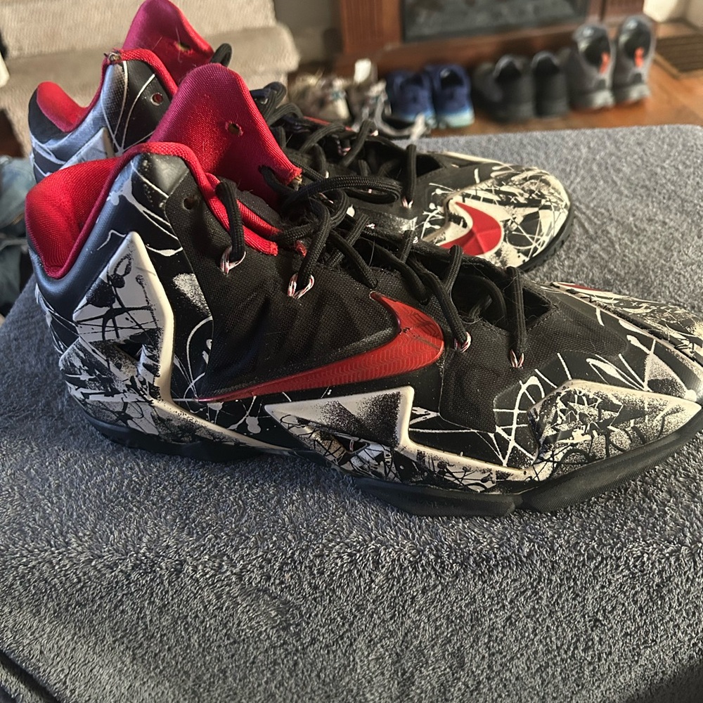 Nike Red and Black High-Top Sneakers